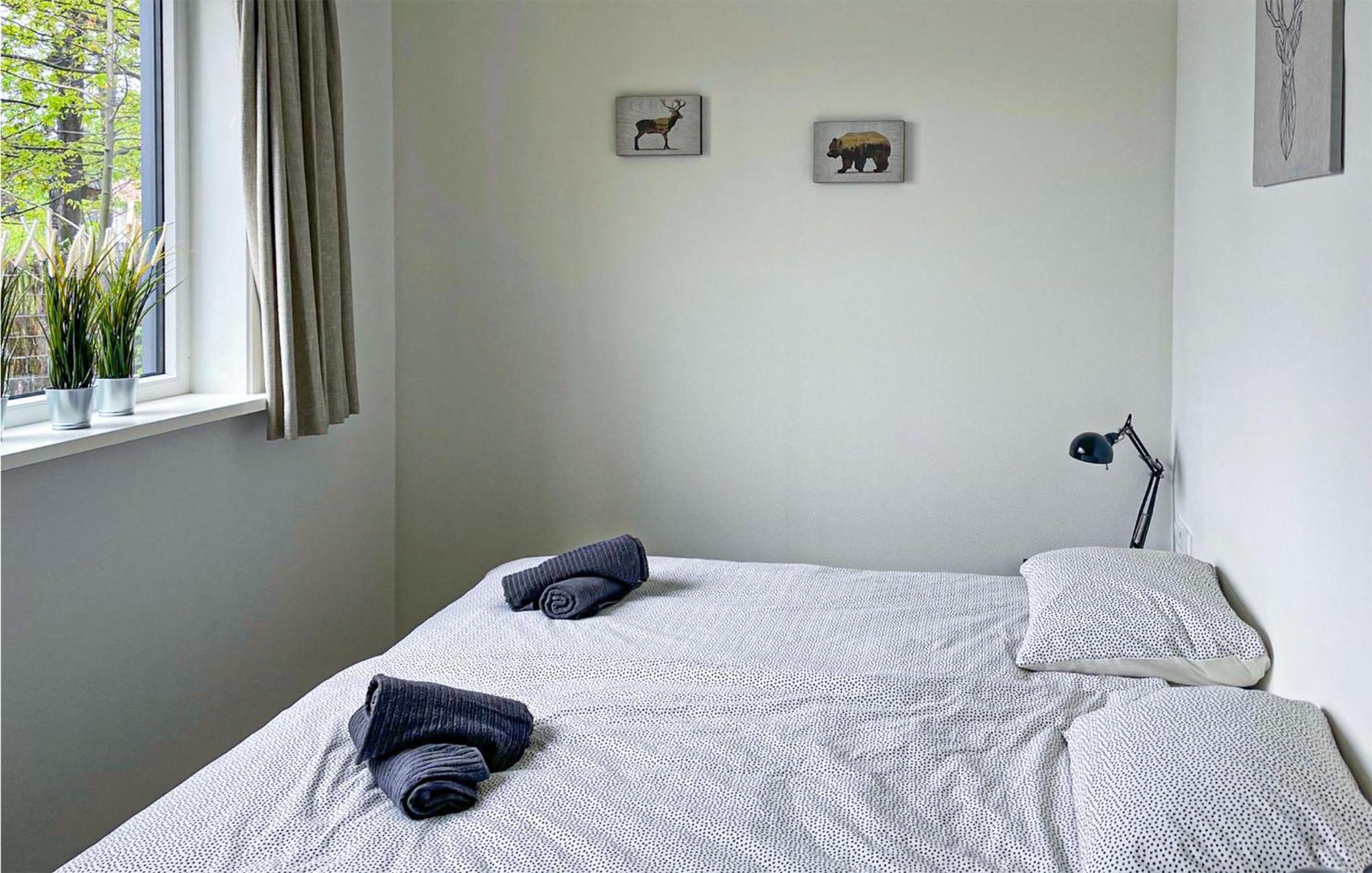 Cozy Home In Oosterwolde With Sauna 外观 照片